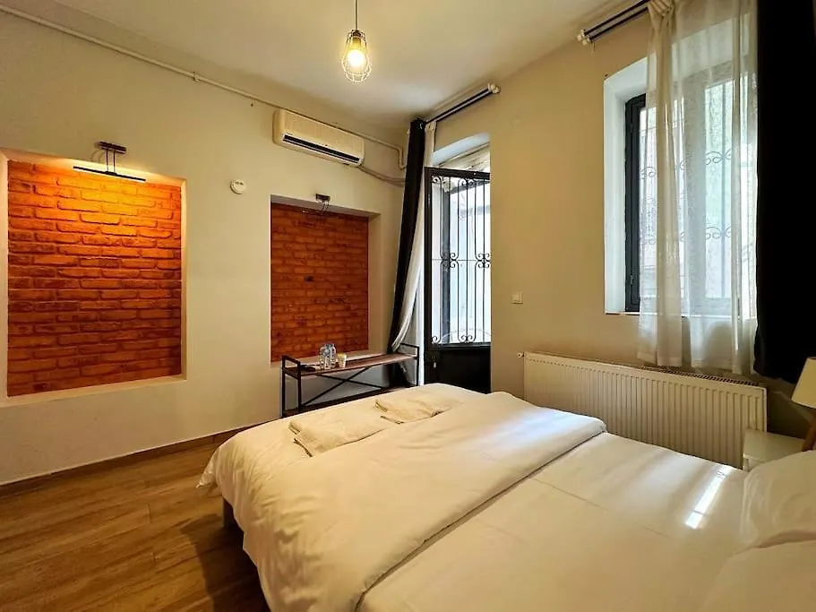 Triplex In Taksim Square With 4 Bedroom اسطنبول فيلة